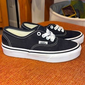NWOT kids vans size 13